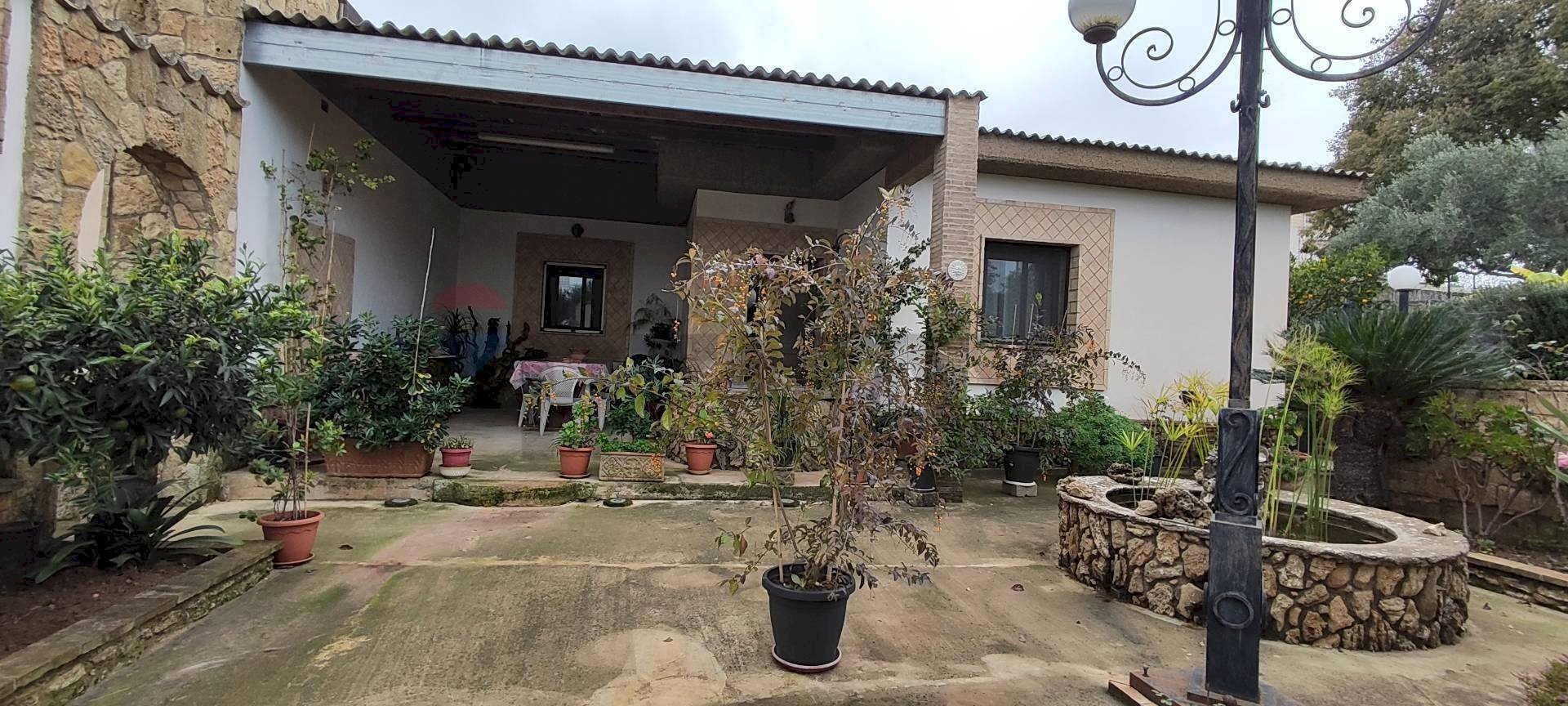 Casa all\'aperto - Villa CONTRADA REGALSEMI
 
SNC, Caltagirone - foto 2