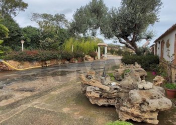 Giardino - Villa CONTRADA REGALSEMI
 
SNC, Caltagirone - foto 3