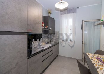 Cucina - Trilocale VILLAGGIO SANT ANTONIO ABATE, Camporotondo Etneo - foto 10