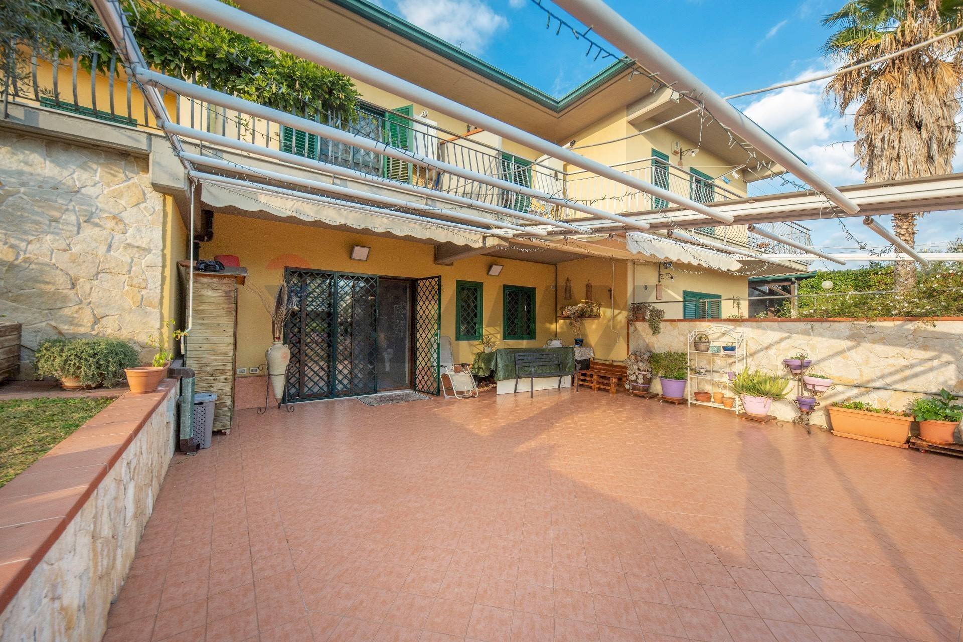 Terrazza - Villa Via Catanzaro
 
12, Gravina di Catania - foto 3