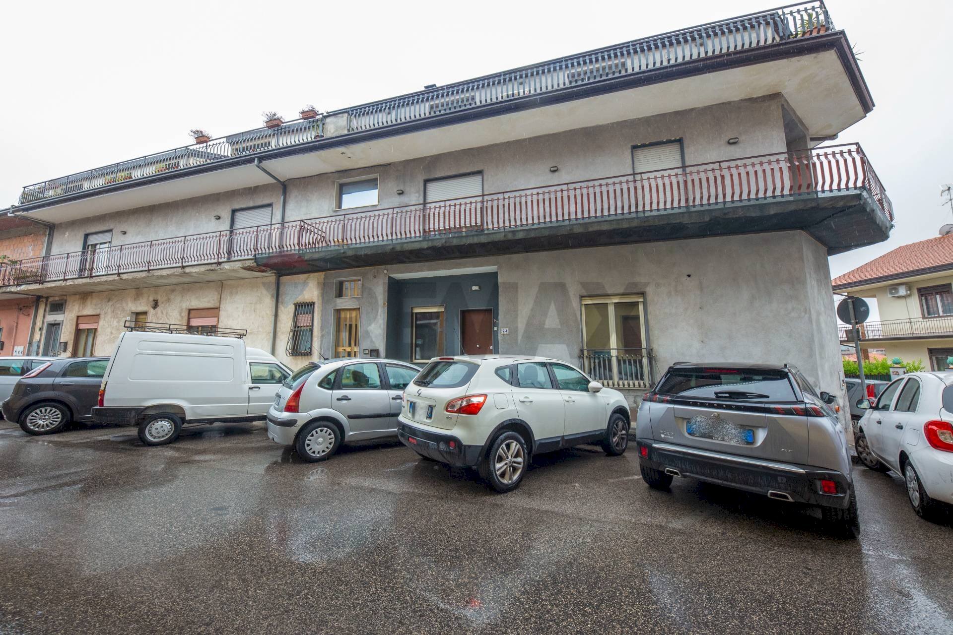 Edificio all\'aperto - Casa semi indipendente Via Martiri D'ungheria
 
74, Nicolosi - foto 1