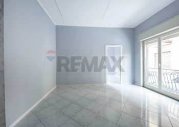 Stanza vuota - Casa semi indipendente Via Martiri D'ungheria
 
74, Nicolosi - foto 5