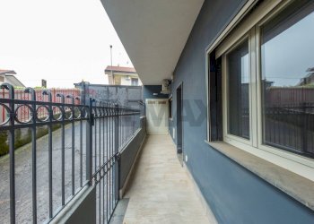 Balcone - Casa semi indipendente Via Martiri D'ungheria
 
74, Nicolosi - foto 16