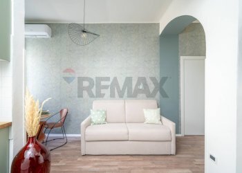 Soggiorno - Bilocale Via Carlo E Giani Stuparich
 
4, Trieste - foto 1