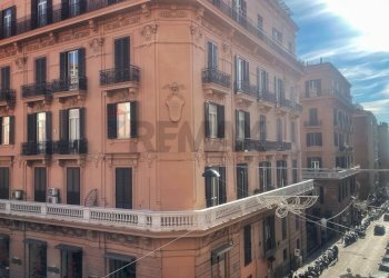 Edificio all\'aperto - Appartamento Via Dei Mille, Napoli - foto 23