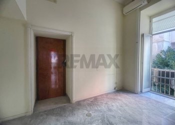 Stanza vuota - Appartamento Via Dei Mille, Napoli - foto 27