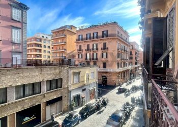 Edificio all\'aperto - Appartamento Via Dei Mille, Napoli - foto 35