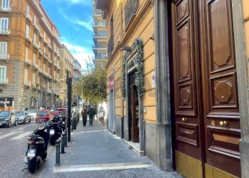 Edificio all\'aperto - Appartamento Via Dei Mille, Napoli - foto 37