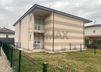 Edificio all\'aperto - Two-room apartment VAI MONSIGNOR BOSETTI
 
42, Chiari - photo 4