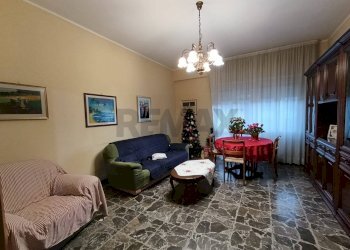 Sala da pranzo - Quadrilocale Via Nazionale Adriatica Nord
 
5, Francavilla al Mare - foto 3