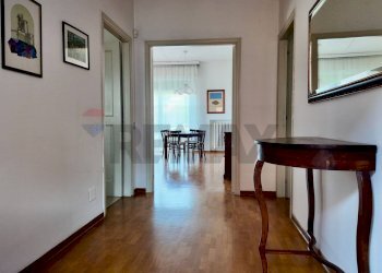 Hall / corridoio - Quadrilocale Sirolo - foto 1