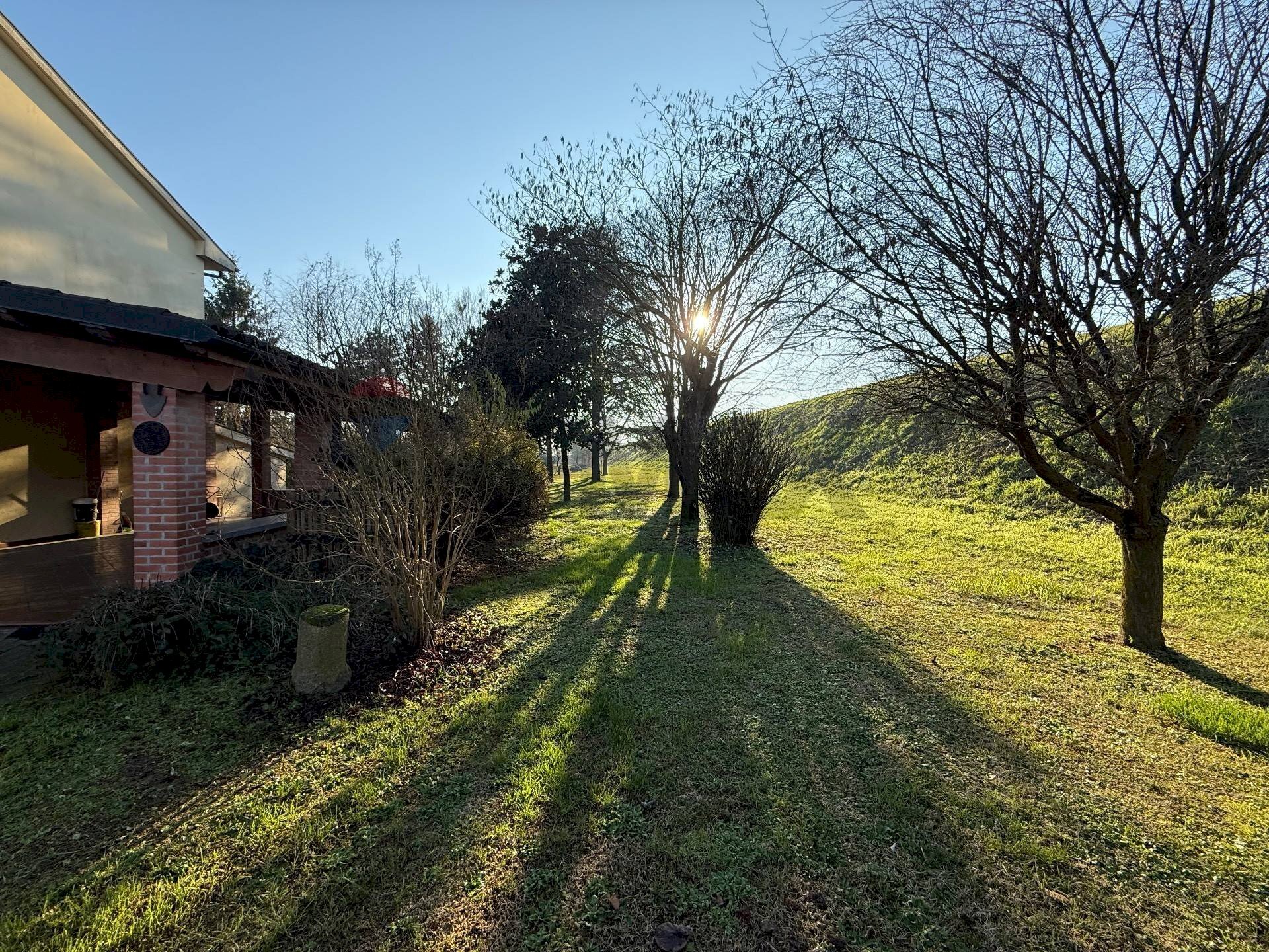 Giardino - Casa indipendente Mezzanino - foto 1