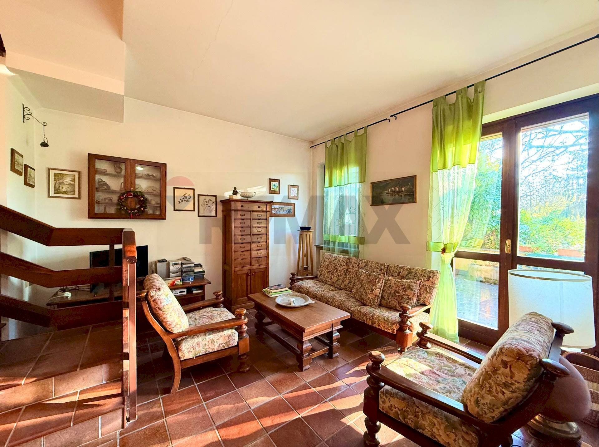 Soggiorno - Casa indipendente Mezzanino - foto 2