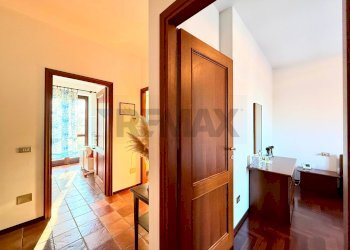 Hall / corridoio - Casa indipendente Mezzanino - foto 32