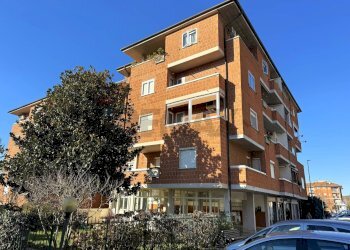 Edificio all\'aperto - Quadrilocale VIA DELLE PALME
 
5, Bracciano - foto 1