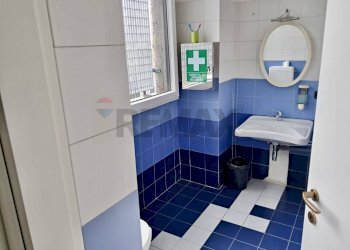 Bagno - Ufficio Via San Leonardo
 
193, Parma - foto 13