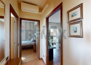 Hall / corridoio - Quadrilocale Via Omodeo
 
29, Milano - foto 24