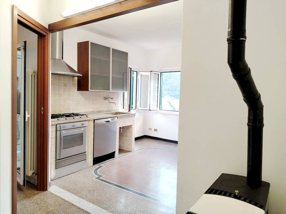 Foto 1 - Trilocale Via Stella
 
16, Albisola Superiore - foto 1