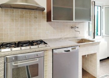 Foto 8 - Trilocale Via Stella
 
16, Albisola Superiore - foto 7