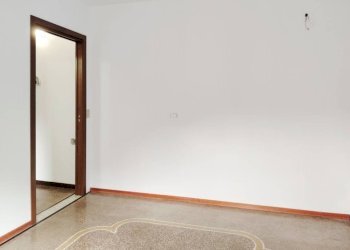 Foto 12 - Trilocale Via Stella
 
16, Albisola Superiore - foto 11