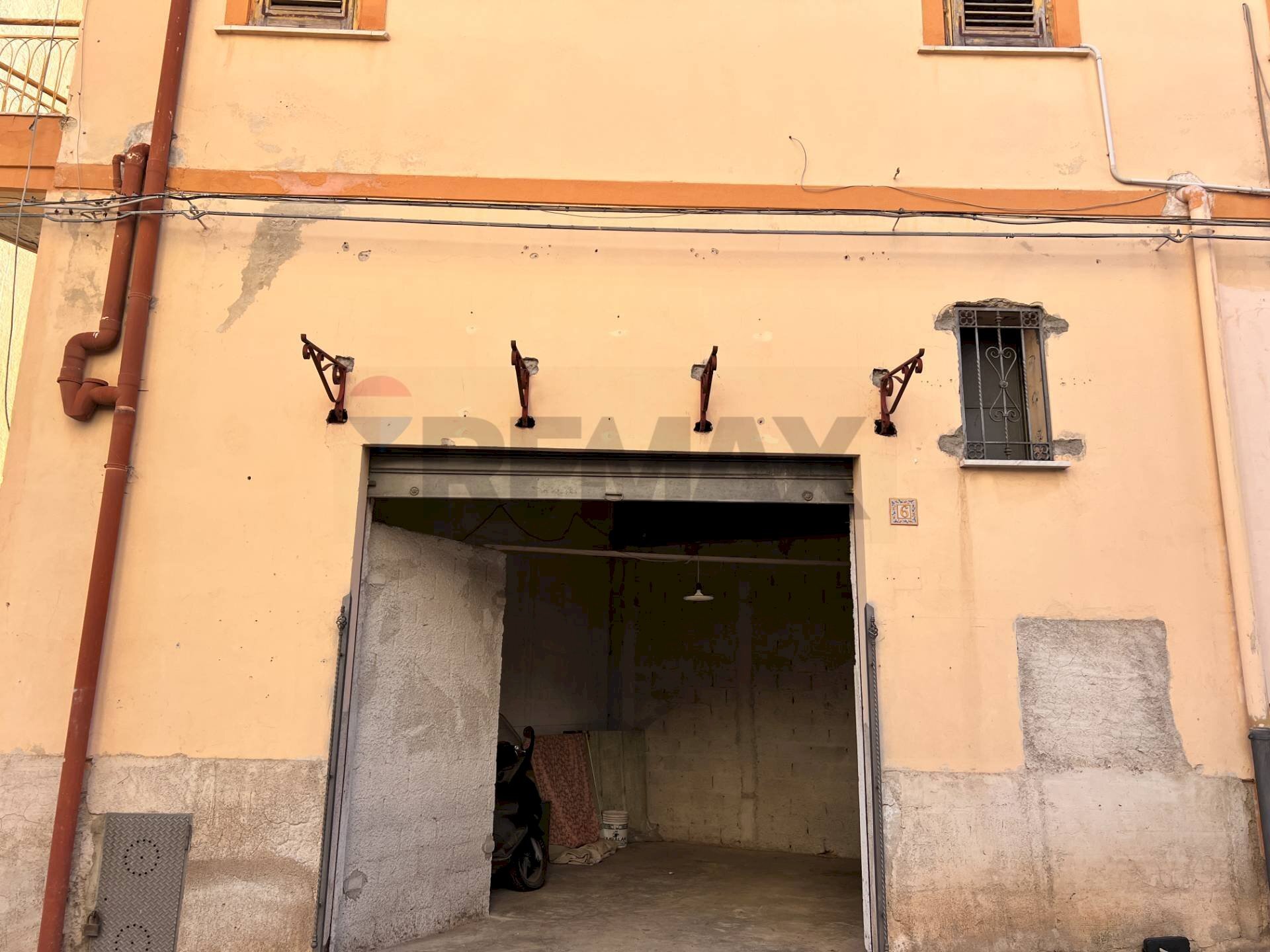 Edificio all\'aperto - Box via mozart
 
6, Bagheria - photo 2