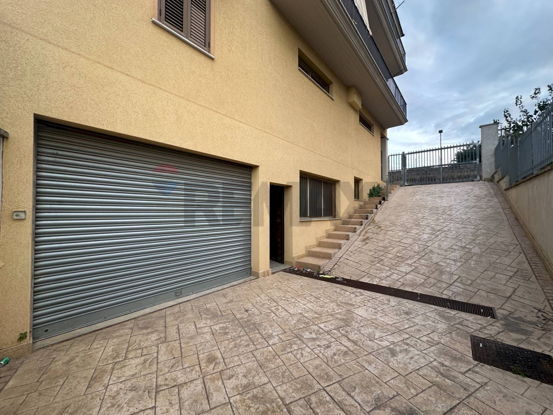 Terrazza - Magazzino Via Antonello Da Messina
 
20, Misilmeri - foto 1