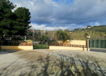 Edificio all\'aperto - Villa Strada Vicinale Quattro Finaite
 
22, Casteldaccia - foto 31