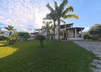 Giardino - Villa via Rocco  Dicillo
 
20, Carini - foto 2