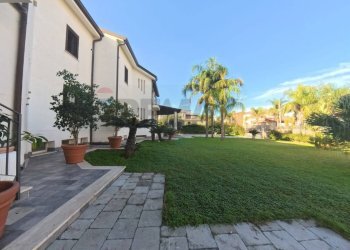 Giardino - Villa via Rocco  Dicillo
 
20, Carini - foto 3