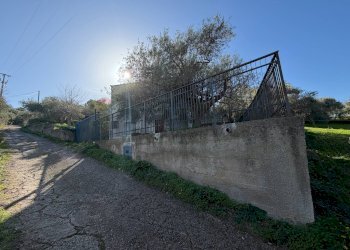 Casa all\'aperto - Villa contrada traversa
 
snc, Ventimiglia di Sicilia - foto 5