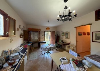 Sala da pranzo - Villa contrada traversa
 
snc, Ventimiglia di Sicilia - foto 17