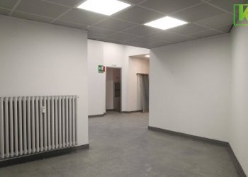 Foto 1 - Laboratory Via Petrella
 
3, Busto Arsizio - photo 1