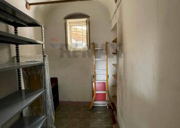 Dispensa di stoccaggio - Casa indipendente vico medica
 
34, Modica - foto 15