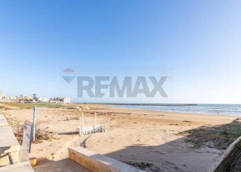 Vista dell\'acqua - Appartamento via orata
 
14, Scicli - foto 1