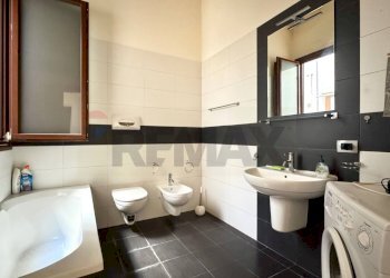 Bagno - Bilocale Piazza 25 Aprile
 
1, Termini Imerese - foto 11