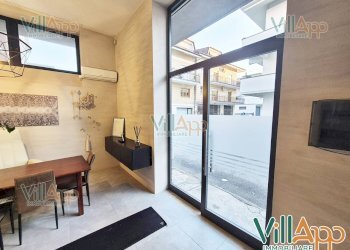 Foto 10 - Commercial Premises Via Palermo
 
12, Fondi - photo 9