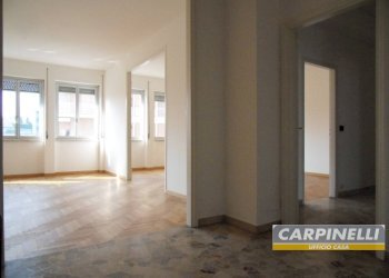 Foto 12 - Quadrilocale Via Manzoni
 
39, Monza - foto 12