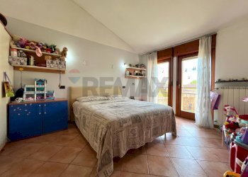 Camera / camera da letto - Quadrilocale VIA POMELLO
 
1/B, Castelvetro Piacentino - foto 9