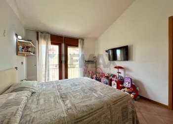 Camera / camera da letto - Quadrilocale VIA POMELLO
 
1/B, Castelvetro Piacentino - foto 10