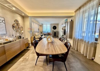 Sala da pranzo - Villa a Schiera Corte de' Frati - foto 6