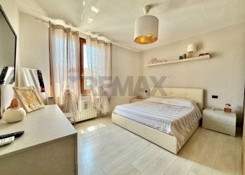 Camera / camera da letto - Villa a Schiera Corte de' Frati - foto 12