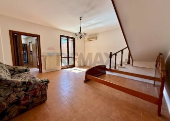 Soggiorno - Casa semi indipendente Ostiano - foto 4