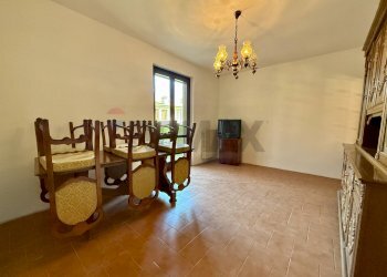 Stanza vuota - Casa semi indipendente Ostiano - foto 11