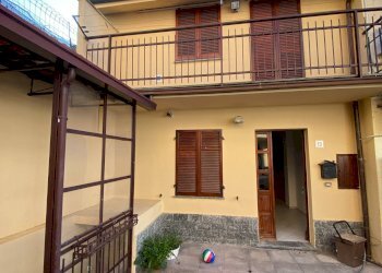 Foto 1 - Casa semi indipendente Via Giuseppe Mazzini
 
13, Pecetto di Valenza - foto 1