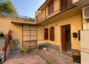 Foto 3 - Casa semi indipendente Via Giuseppe Mazzini
 
13, Pecetto di Valenza - foto 3