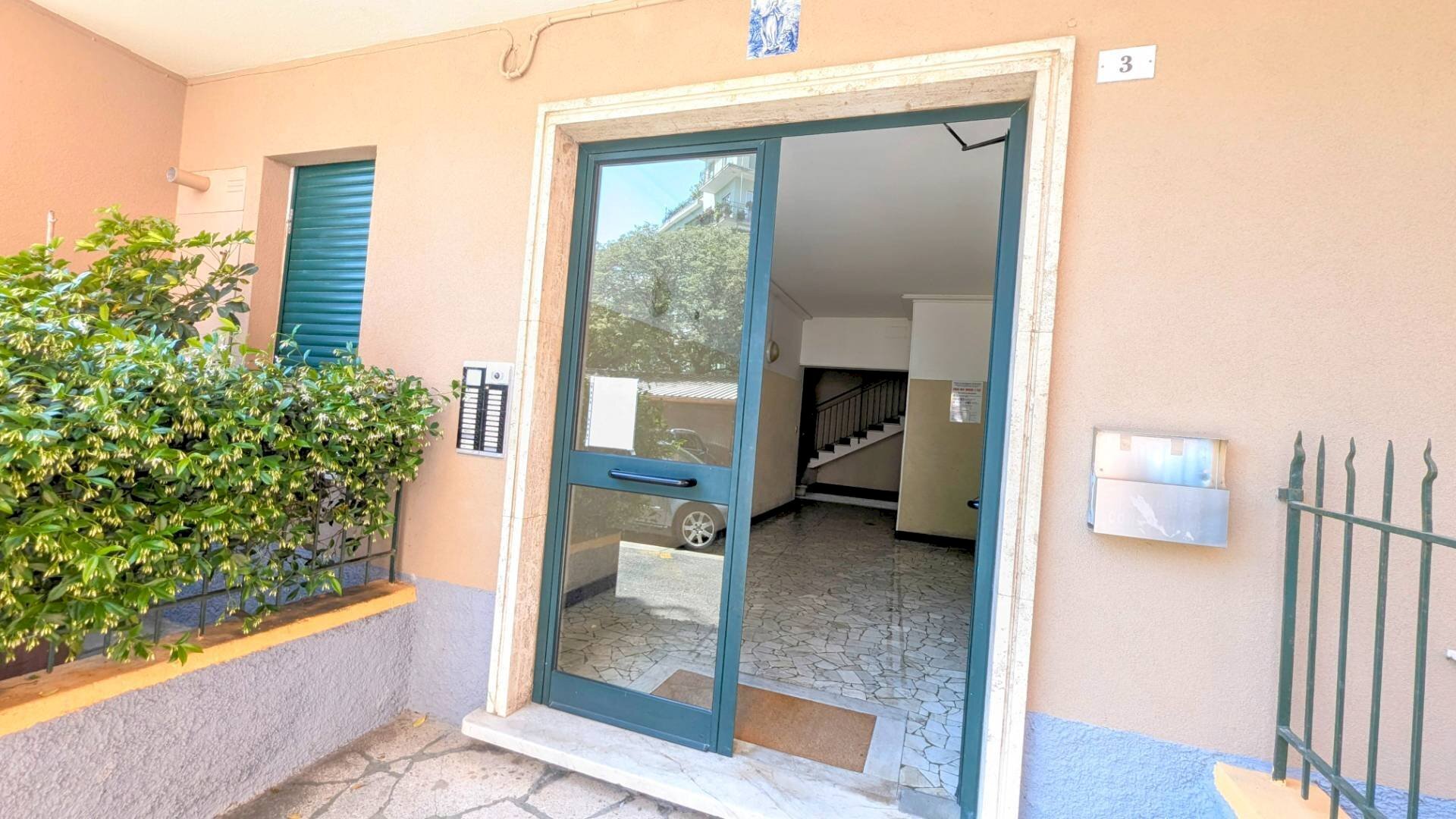 Foto 3 - Trilocale Piazza Don Servetto
 
3, Arenzano - foto 3