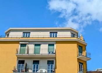 Foto 2 - Trilocale Piazza Don Servetto
 
3, Arenzano - foto 2