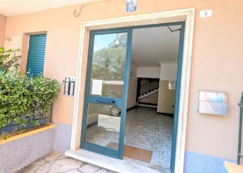 Foto 3 - Trilocale Piazza Don Servetto
 
3, Arenzano - foto 3