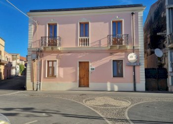 Foto 1 - Casa indipendente Via Umberto I, Giba - foto 1