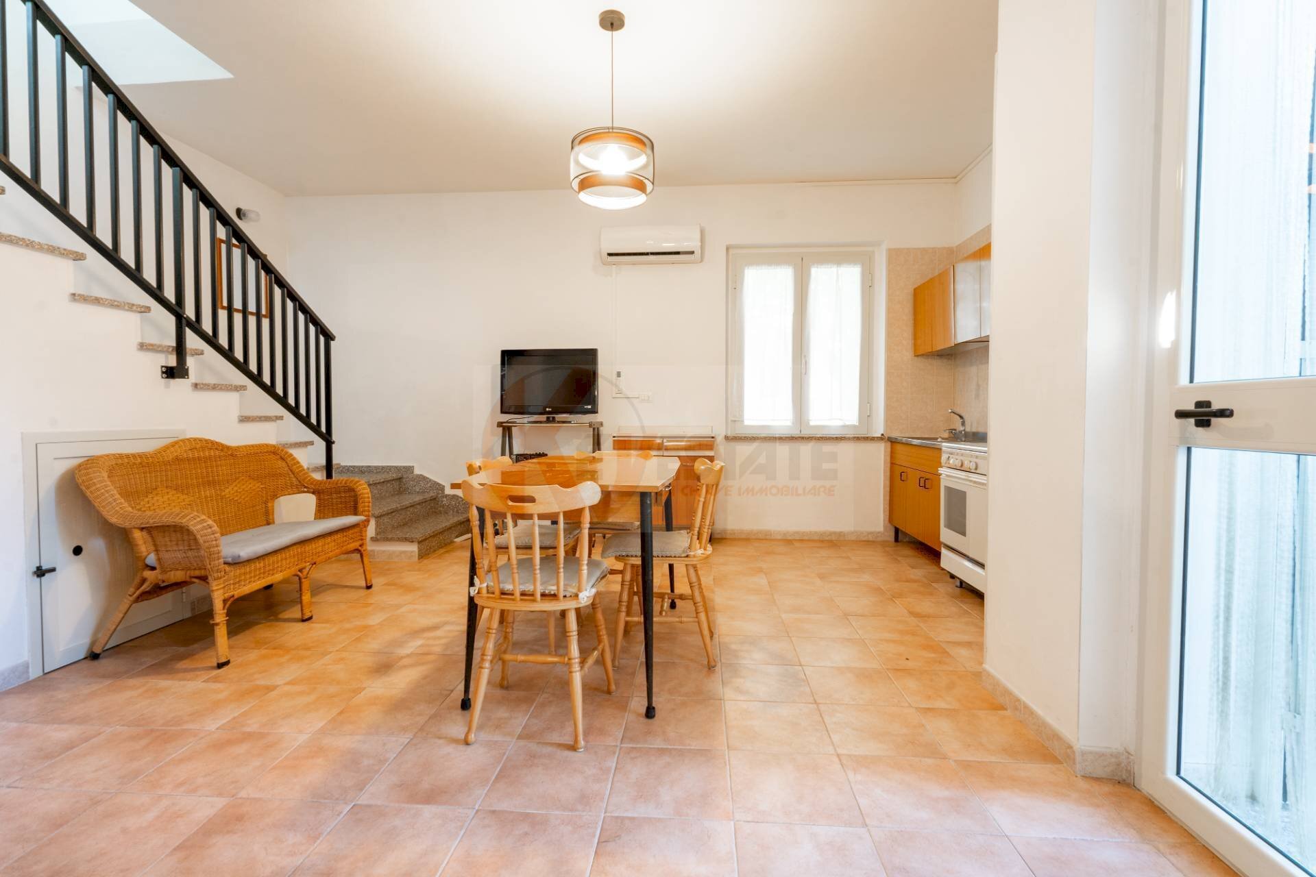 Foto 2 - Villa via themelly
 
2, Cheremule - foto 2